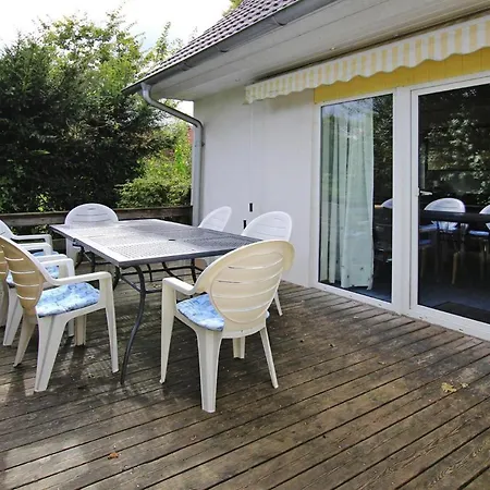 Holiday home Im Mueritz-nationalpark In *